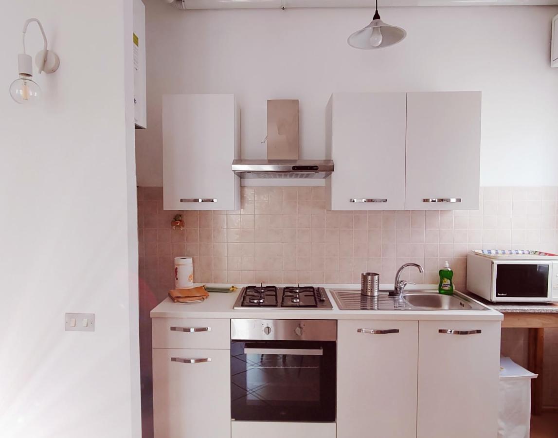 Ieo -Humanitas - Sunny House - Comodissimo Locate di Triulzi Dış mekan fotoğraf